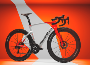 MEGJELENT AZ INEOS 2026-OS PINARELLO DOGMA F-JE!
